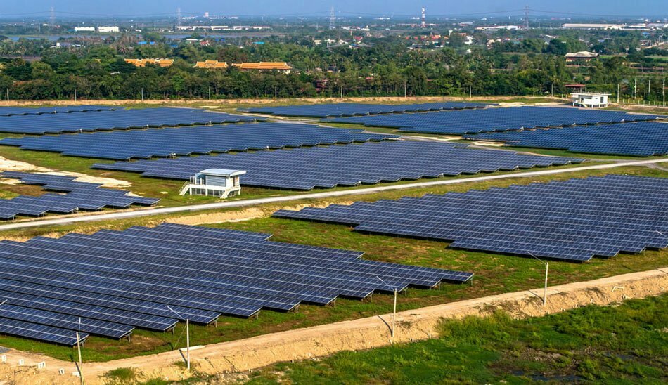 solar farms/مزرعه خورشیدی