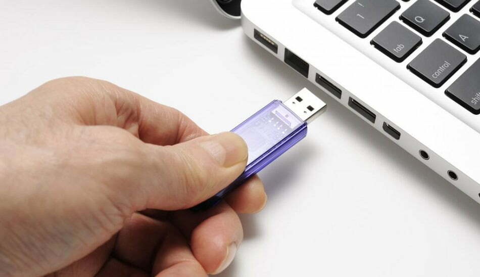 flash memory usb stick / کاربردهای فلش مموری