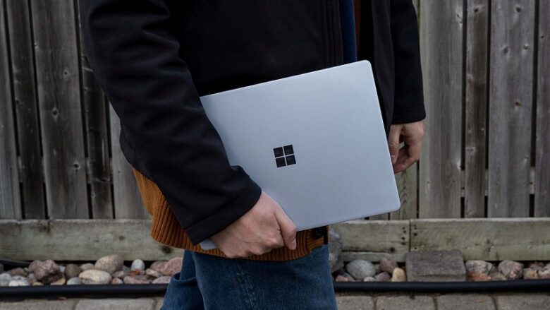 لپ تاپ مایکروسافت مدل Surface Laptop GO