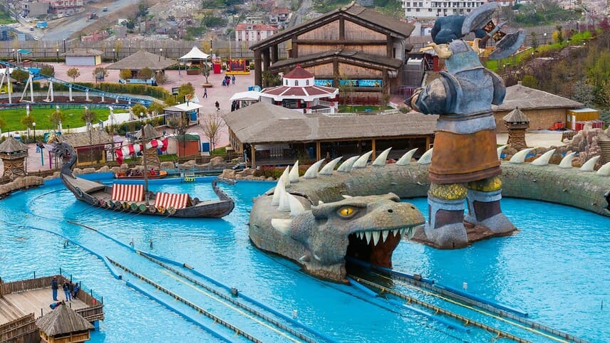 بهترین جاهای تفریحی استانبول - پارک ویالند (Vialand Theme Park)