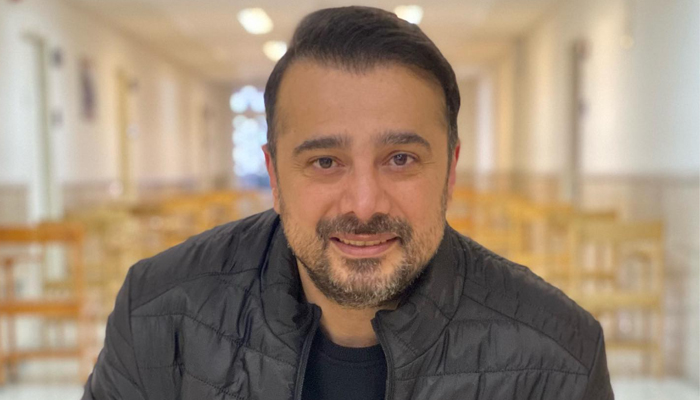 بیوگرافی سپند امیرسلیمانی