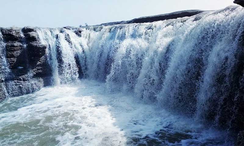 آبشار اسفند