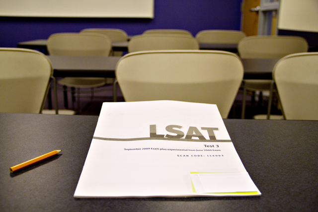 هزینه آزمون LSAT