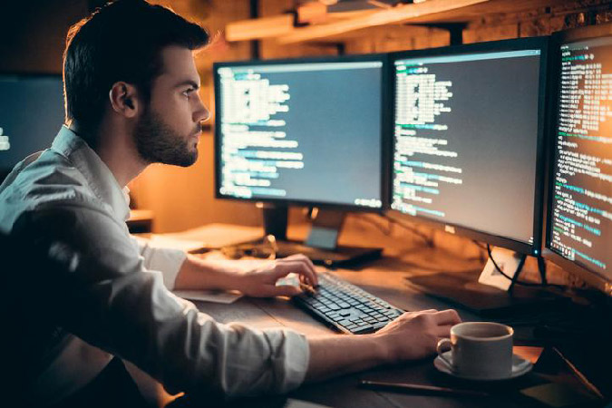 یادگیری برنامه نویسی برای مهاجرت و چالش‌های آن