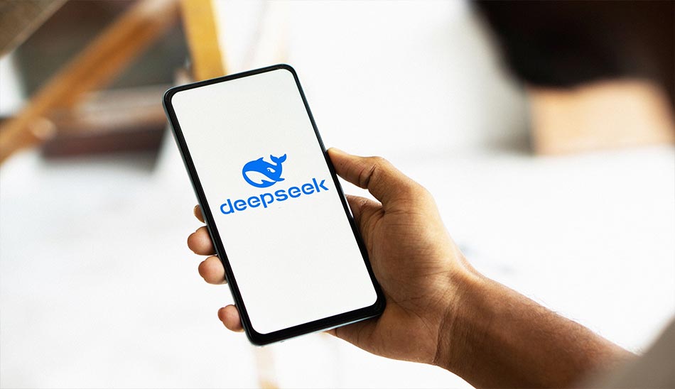 هوش مصنوعی DeepSeek چیست و چه فرقی با ChatGPT دارد؟